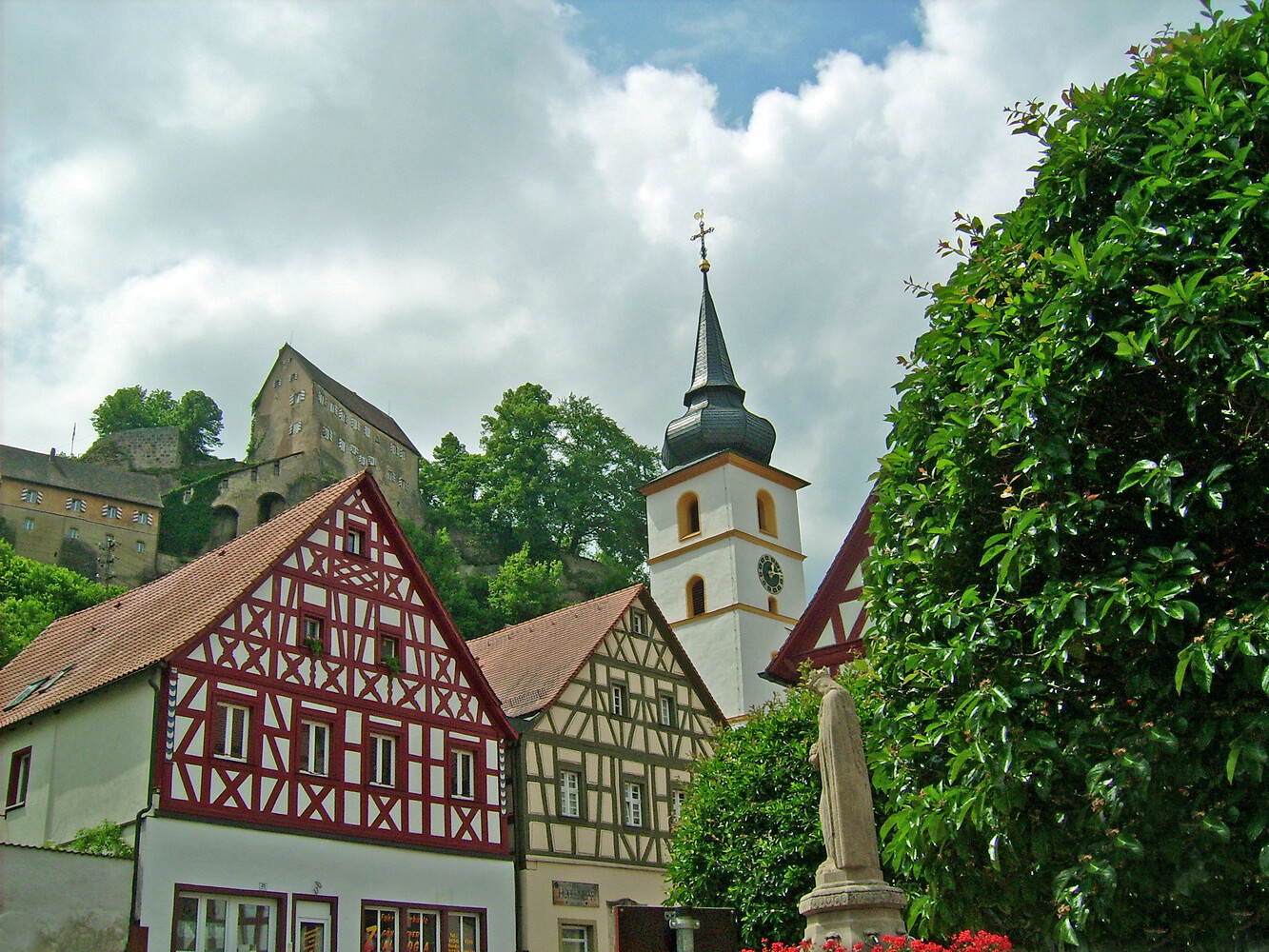Blick vom Marktplatz auf die Burg &ndash;  (VGN &copy;&nbsp;VGN GmbH)