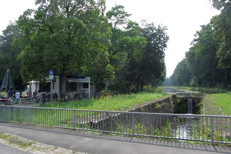 Weisses Häusla &ndash; (21.10.2016, schreibwerk &copy;&nbsp;schreibwerk)