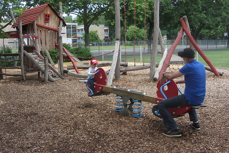 Spielplatz Zugspitzstraße &ndash; (21.10.2016, schreibwerk &copy;&nbsp;schreibwerk)