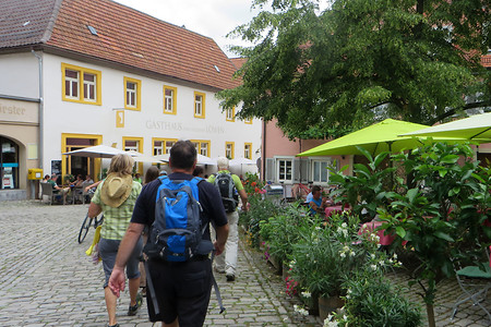 Durch Sulzfeld &ndash; (01.08.2016, VGN &copy;&nbsp;VGN GmbH)