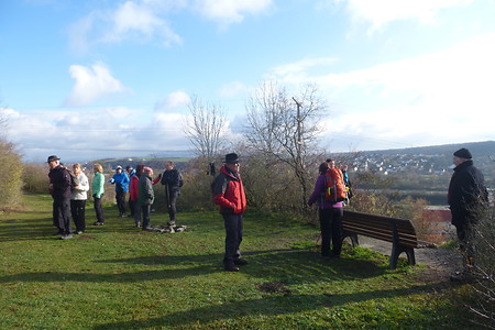 Rastbank nach Kitzingen &ndash; (24.11.2015, VGN &copy;&nbsp;VGN GmbH)