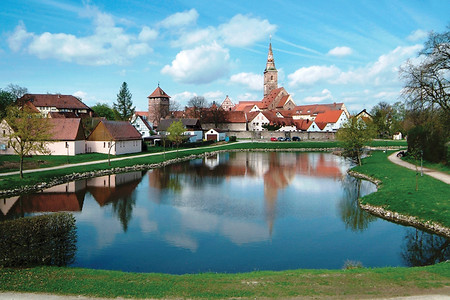 Wolframs-Eschenbach &ndash; (Stadt Merkendorf, Herr Blendinger, Herr Baudler (FAV), VGN, Stadt Wolframs-Eschenbach, FZB-Ateliers, Winfried Berberich (KunstSchätzeVerlag) &copy;&nbsp;Stadt Merkendorf, Herr Blendinger, Herr Baudler (FAV), VGN GmbH, Stadt Wolframs-Eschenbach, FZB-Ateliers, Winfried Berberich (KunstSchätzeVerlag))