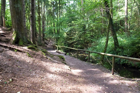 Tiefgraben &ndash; (VGN &copy;&nbsp;VGN GmbH)