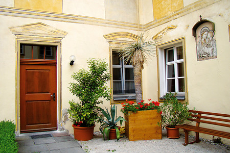 Klosterhof Benediktinerabteil &ndash; (07.02.2018, VGN &copy;&nbsp;VGN GmbH)