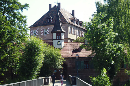 Eingang zum Zeltnerschloss &ndash; (VGN &copy;&nbsp;VGN GmbH)