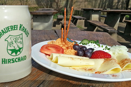 Brotzeit im Häschaadä Keller &ndash; (01.04.2014, VGN &copy;&nbsp;VGN GmbH)