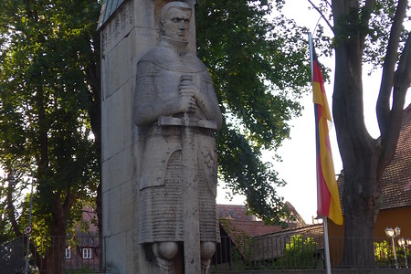 Rolanddenkmal in Bad Windsheim &ndash; (14.03.2017, VGN &copy;&nbsp;VGN GmbH)
