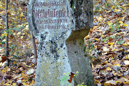 Steinkreuz am Wegesrand &ndash; (07.11.2011, VGN &copy;&nbsp;VGN GmbH)