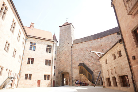 Cadolzburg Innenhof &ndash; (26.07.2019, A. Gaspar-Klein &copy;&nbsp;A. Gaspar-Klein)