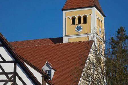 Kirche &ndash; (10.04.2020, U. Buescher &copy;&nbsp;VGN GmbH)