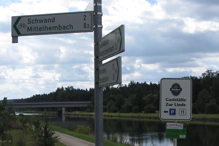 Abzweig Mittelhembach &ndash; (31.05.2016, schreibwerk &copy;&nbsp;schreibwerk)