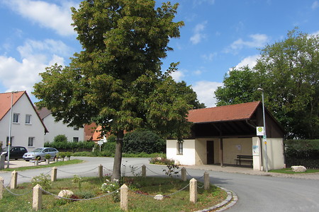 Bushäuschen &ndash; (31.05.2016, schreibwerk &copy;&nbsp;schreibwerk)