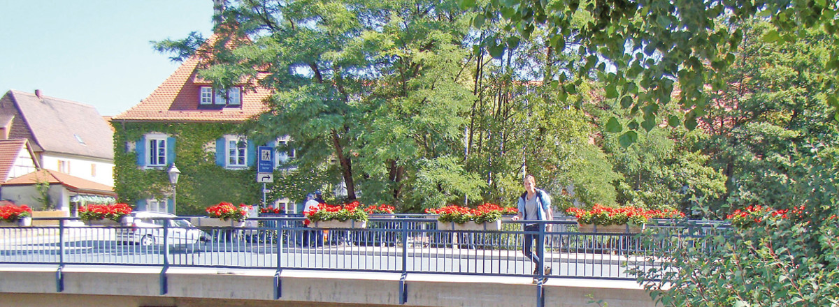 Aurachbrücke in Emskirchen &ndash;  (02.08.2012, VGN &copy;&nbsp;VGN GmbH)