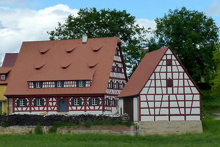 Fachwerkensemble in Unterbüchlein &ndash; (20.05.2013, VGN &copy;&nbsp;VGN GmbH)