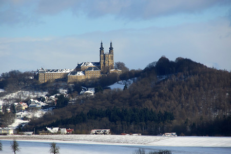Blick auf Kloster Banz &ndash; (20.02.2017, VGN &copy;&nbsp;VGN GmbH)