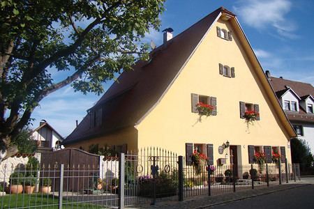 Bis 1952 noch als Schmiede genutzt... &ndash; (VGN &copy;&nbsp;VGN GmbH und örtliche Gemeinden)