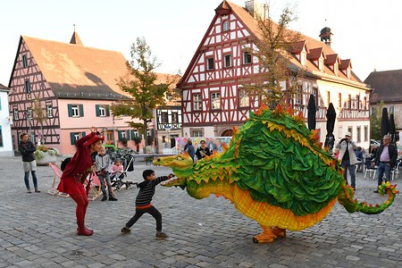 Marktplatz Herzogenaurach &ndash; (14.10.2019, isslerimages &copy;&nbsp;Stadt Herzogenaurach)