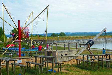 Spielplatz in Allmannsdorf &ndash; (07.08.2013, VGN &copy;&nbsp;VGN GmbH)