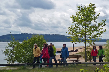Gewitterstimmung am Brombachsee &ndash; (18.04.2014, VGN &copy;&nbsp;VGN GmbH)