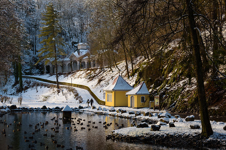 Kurpark mit Kiosk &ndash; (19.09.2019, F. Fraaß &copy;&nbsp;Touristinfo Bad Berneck)