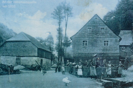 Historisches Bild an der Weismainqulle &ndash; (04.02.2019, G. Härer &copy;&nbsp;G. Härer)