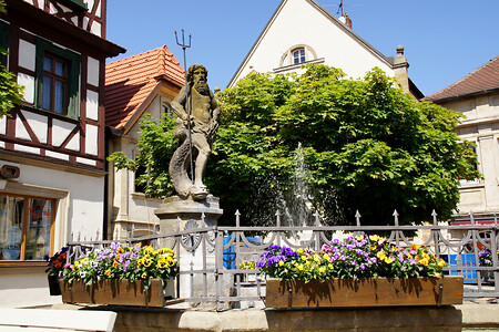 Brunnen in Ebern &ndash; (19.05.2011, VGN &copy;&nbsp;VGN GmbH)
