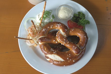 Genussbrezel &ndash; (10.07.2020, Gertrud Härer &copy;&nbsp;VGN GmbH)