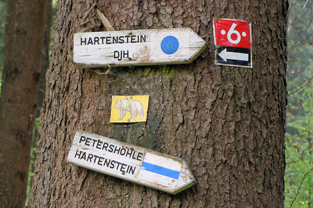 Wegweiser Petershöhle &ndash; (26.04.2014, VGN &copy;&nbsp;VGN GmbH)