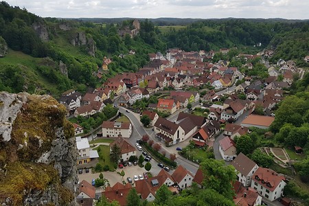 Blick auf Pottenstein &ndash; (26.05.2020, S. Dassler &copy;&nbsp;VGN GmbH)
