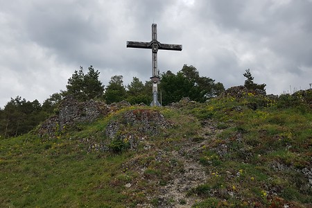 Kreuz über Pottenstein &ndash; (26.05.2020, S. Dassler &copy;&nbsp;VGN GmbH)
