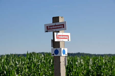 Fünf-Seidla-Steig: Wegzeichen Frankenweg (EN) &ndash; (16.07.2011, VGN &copy;&nbsp;VGN GmbH)