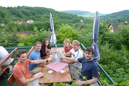 Fünf-Seidla-Steig: Biergarten Bergschlösschen (EN) &ndash; Über den Dächern Gräfenbergs (VGN &copy;&nbsp;VGN GmbH)