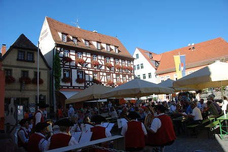 Weinfest in Volkach &ndash; (14.03.2017, VGN &copy;&nbsp;VGN GmbH)