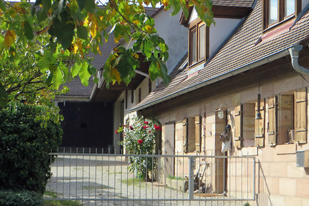 Altes Sandsteinhaus in Spardorf &ndash; (01.10.2015, VGN &copy;&nbsp;VGN GmbH)