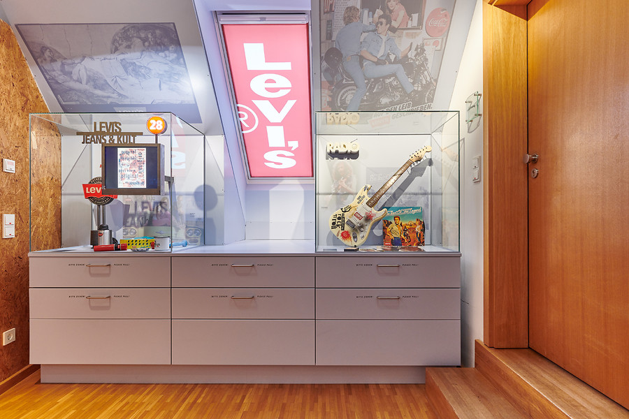 NEU: Levi Strauß-Museum