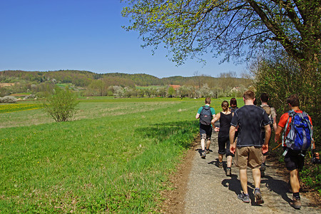 Unterwegs &ndash; (28.04.2012, VGN &copy;&nbsp;VGN GmbH)