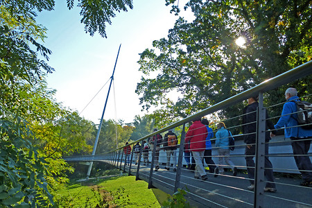Brücke über die Rednitz &ndash; (03.10.2012, VGN &copy;&nbsp;VGN GmbH)