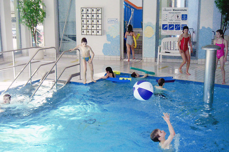 Badevergnügen &ndash; (Stadt Pottenstein &copy;&nbsp;Stadt Pottenstein)