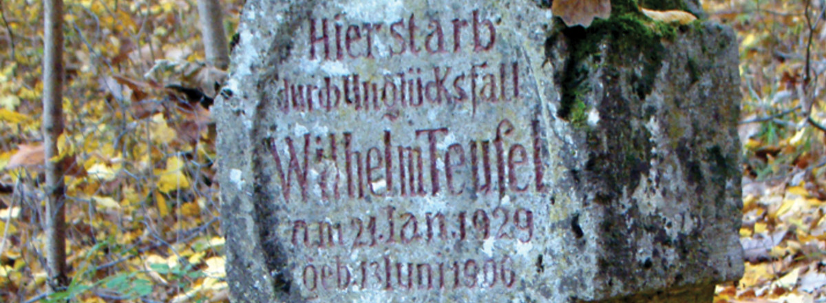 Steinkreuz am Wegesrand &ndash;  (07.11.2011, VGN &copy;&nbsp;VGN GmbH)