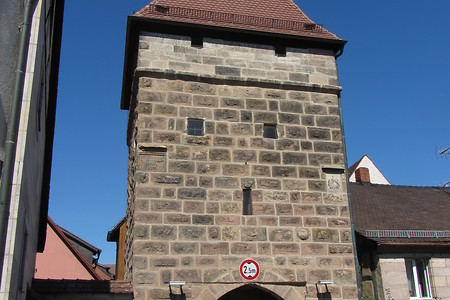 Tordurchfahrt &ndash; (18.08.2016, schreibwerk &copy;&nbsp;schreibwerk)