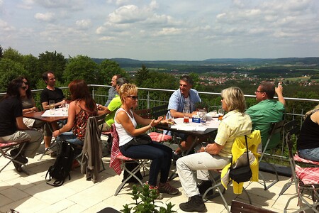 Sonnenterrasse am Gasthof Schönblick &ndash; (21.05.2016, VGN &copy;&nbsp;VGN GmbH)
