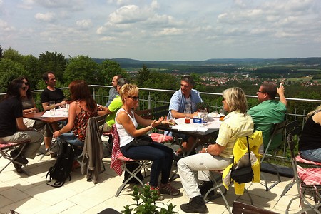 Sonnenterrasse am Gasthof Schönblick &ndash; (21.05.2016, VGN &copy;&nbsp;VGN GmbH)
