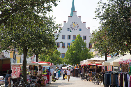 Rathaus Neumarkt &ndash; (13.04.2016, Erich Malter &copy;&nbsp;Erich Malter)