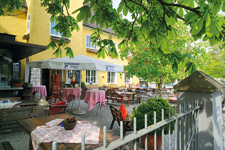 Biergarten Oberer Ganskeller &ndash; (13.04.2016, VGN &copy;&nbsp;VGN GmbH)