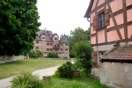 Petzenschloss Schwarzenbruck &ndash; (VGN &copy;&nbsp;VGN GmbH)