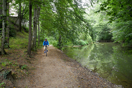 Im Schwarzachtal &ndash; (23.08.2013, VGN &copy;&nbsp;VGN GmbH)