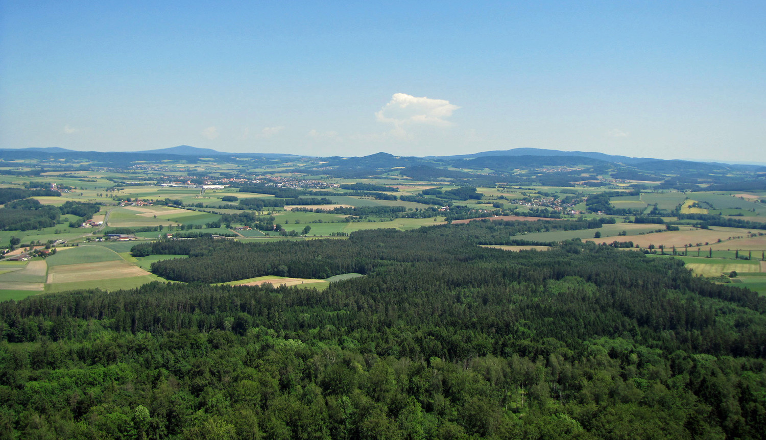 Blick in Richtung Fichtelgebirge &ndash;  (09.06.2014, VGN &copy;&nbsp;VGN GmbH)