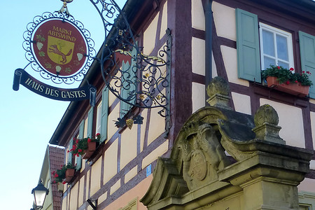 Rahaus/Haus des Gastes in Abtswind &ndash; (19.10.2013, VGN &copy;&nbsp;VGN GmbH)