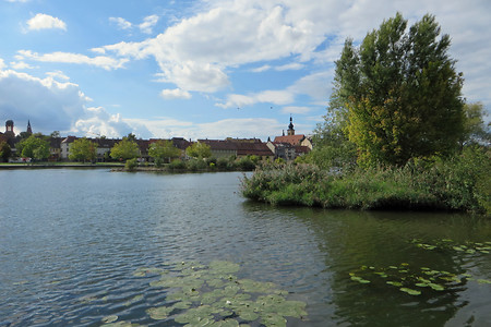 Blick auf Kitzingen &ndash; (29.09.2015, VGN &copy;&nbsp;VGN GmbH)