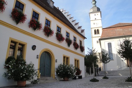 Rathaus Sickersheim &ndash; (29.09.2015, VGN &copy;&nbsp;VGN GmbH)